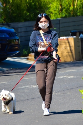 outinla220420-021.jpg