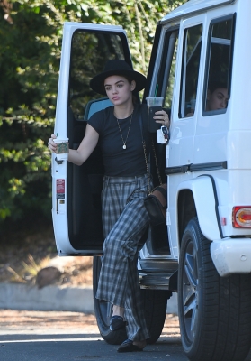outla081018-003.jpg