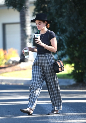 outla081018-011.jpg