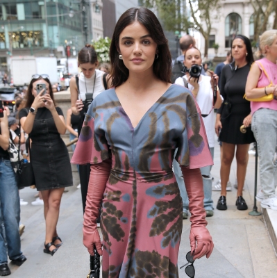 outsideAltuzarrafs110923-001.jpg