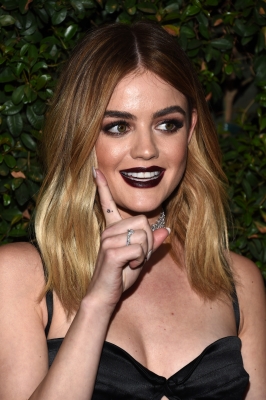 HQ
