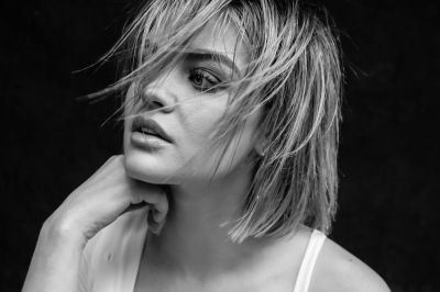 HQ
