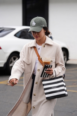 shoppingsc301222-072.JPG