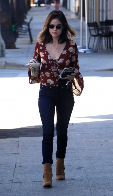 HQ

