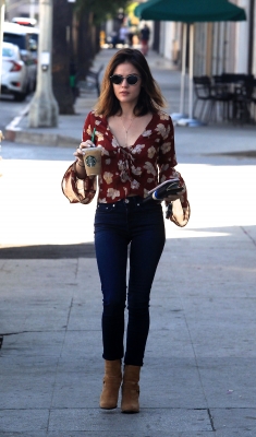 HQ
