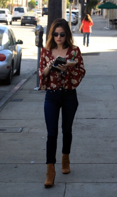 HQ
