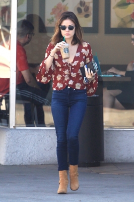 HQ
