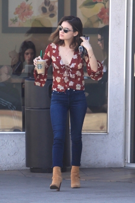 HQ
