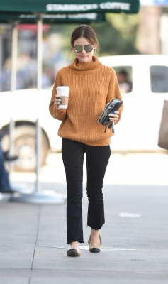 HQ
