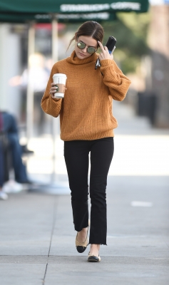 HQ
