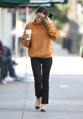 HQ
