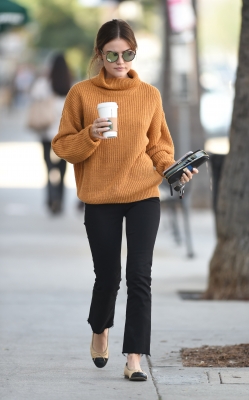 HQ
