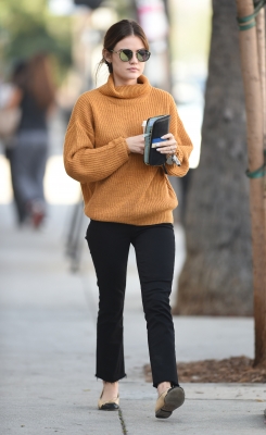 HQ
