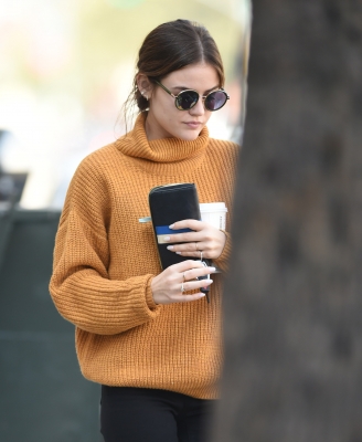 HQ
