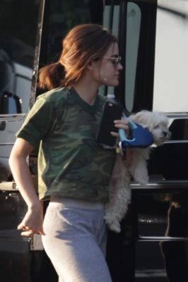 HQ
