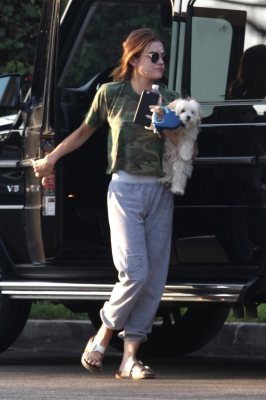 HQ

