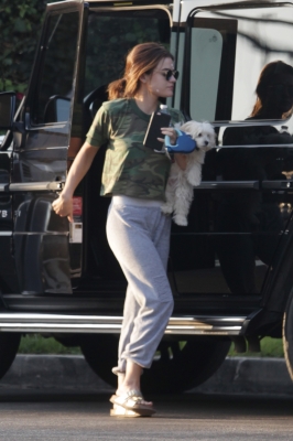 HQ
