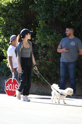 walkingdogsla211123-012.JPG