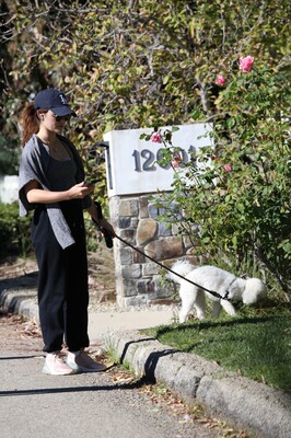 walkingdogsla211123-015.JPG