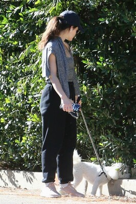 walkingdogsla211123-027.JPG