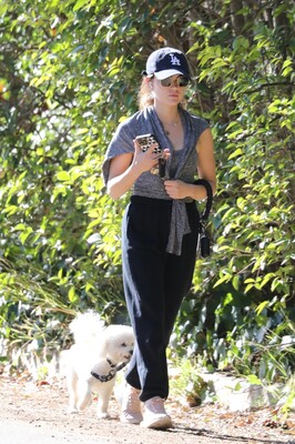 walkingdogsla211123-038.JPG