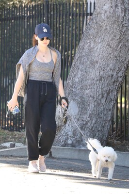 walkingdogsla211123-048.JPG