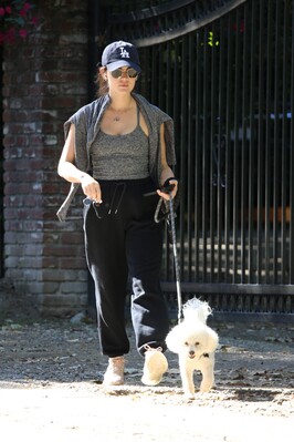 walkingdogsla211123-053.JPG