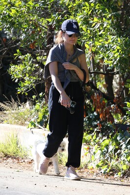 walkingdogsla211123-060.JPG