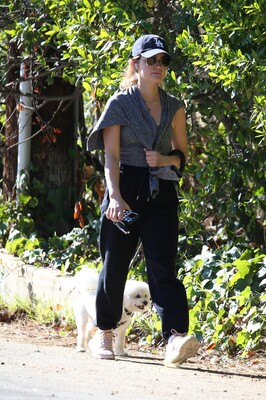 walkingdogsla211123-061.JPG