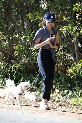 walkingdogsla211123-063.JPG