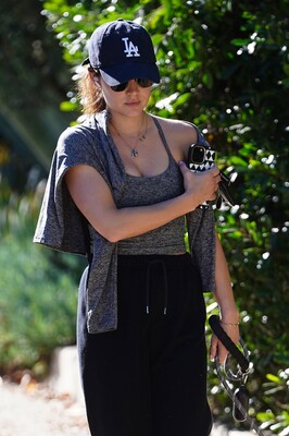 walkingdogsla211123-066.JPG