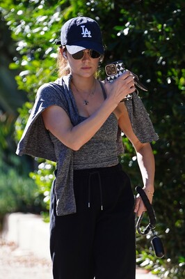walkingdogsla211123-068.JPG