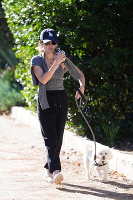 walkingdogsla211123-069.JPG