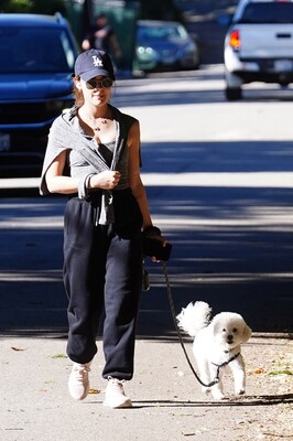 walkingdogsla211123-072.JPG
