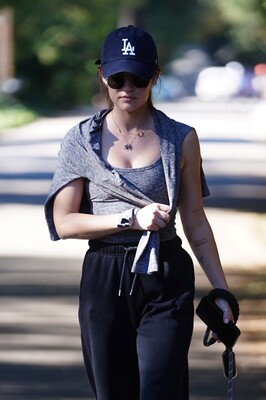 walkingdogsla211123-076.JPG