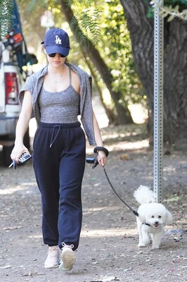 walkingdogsla211123-080.JPG