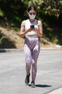 walkinginhollywood140520_063.jpg