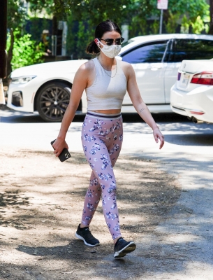 walkinginhollywood140520_079.jpg