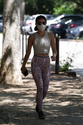 walkinginhollywood140520_095.jpg