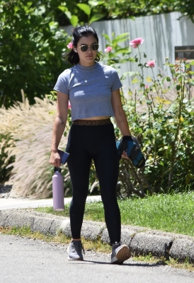 walkingsc120620-015.jpg