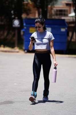 walkingsc120620-070.jpg