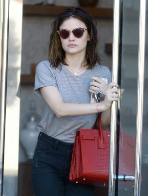 HQ
