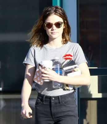 HQ
