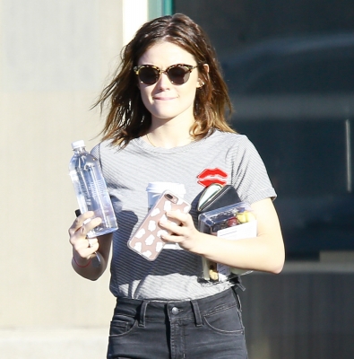 HQ
