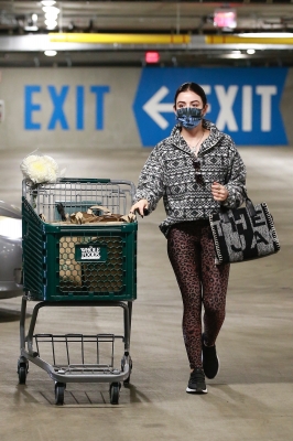wholefoodsinstudiocity_020121_004.jpg