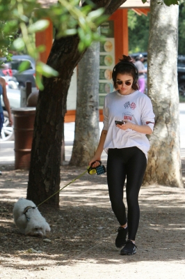withelvisinla010519-005.jpg