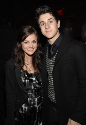 younghollywoodparty2008-011.jpg