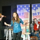 987wmzq220114-001.jpg