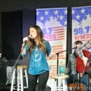 987wmzq220114-002.jpg