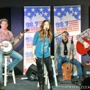 987wmzq220114-004.jpg